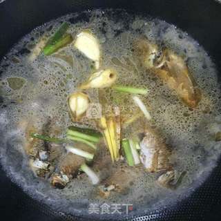 奶白鲫鱼豆腐汤的做法步骤:6