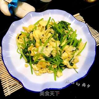 芹菜炒鸡蛋的做法步骤:8