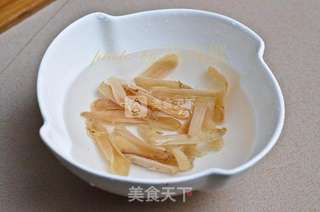 沙虫排骨土鸡汤的做法步骤:2