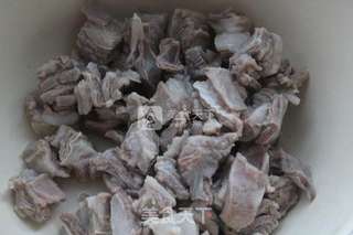 羊肉山药枸杞汤的做法步骤:4