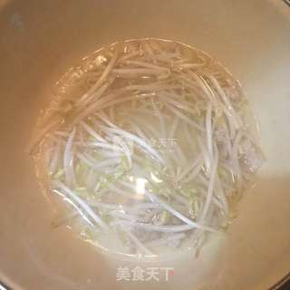 豆芽肉末汤的做法步骤:3