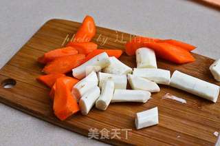沙虫排骨土鸡汤的做法步骤:4