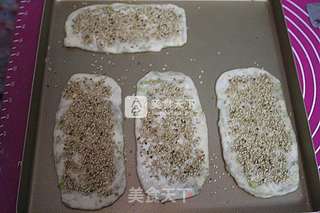 葱香酥饼的做法步骤：13
