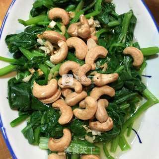 菠菜拌腰果的做法步骤:8