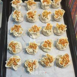 饺子皮的完美变身-胡萝卜烧卖的做法步骤:8