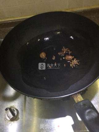 麻辣干锅牛腩的做法步骤:5