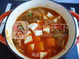 辣白菜豆腐锅的做法步骤:6
