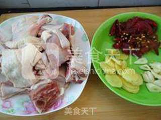 干锅啤酒鸭的做法步骤:2