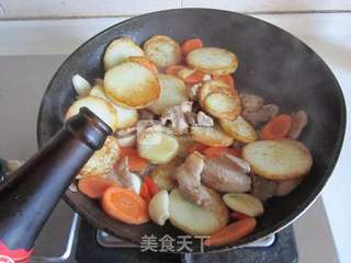 干锅土豆片的做法步骤：8