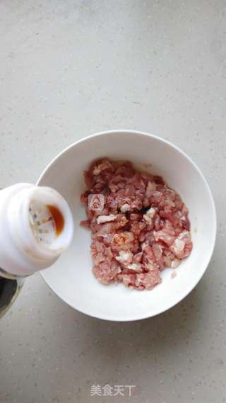 荠菜白菜猪肉水饺的做法步骤:4