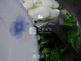 鸡蛋油菜蕻炒年糕的做法步骤：7