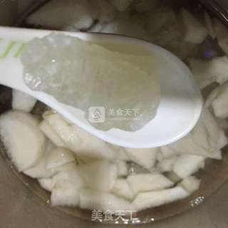 冰糖银耳炖雪梨的做法步骤：6
