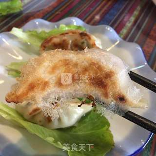 冰花煎饺子的做法步骤:6