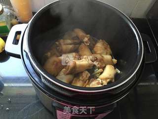 白萝卜焖羊蹄的做法步骤:6