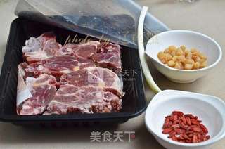 羊蝎子干贝清汤的做法步骤:2