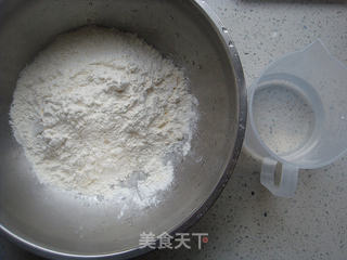无油烙馍的做法步骤：1