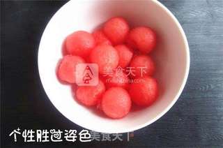 西瓜球的做法步骤:4