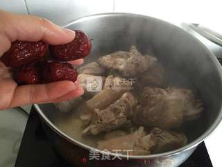 羊肉炖萝卜的做法步骤:3