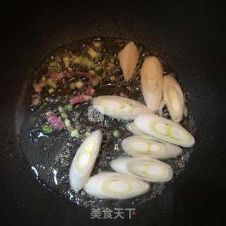 大葱爆肉片的做法步骤:4