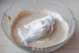红糖戚风蛋糕的做法步骤:6