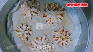 蚝油椒盐菊花卷的做法步骤:11