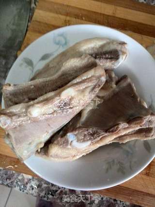 双色萝卜羊骨汤的做法步骤:3