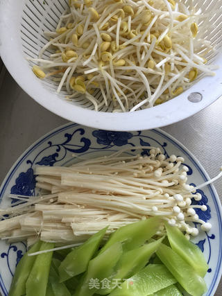水煮牛肉的做法步骤：2