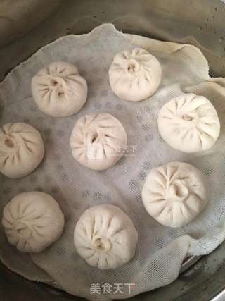 香辣芽菜包的做法步骤:13