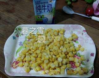 奶香玉米汁的做法步骤：2
