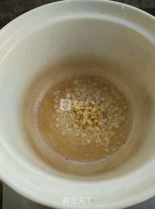 肉末豆腐酸菜粉丝煲的做法步骤:3