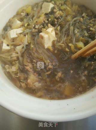 肉末豆腐酸菜粉丝煲的做法步骤:11