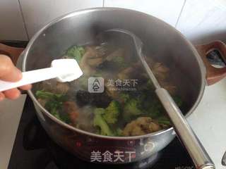 西兰花母鸡汤的做法步骤:8