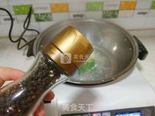 椒味葱香白虾的做法步骤:3