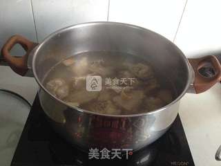 西兰花母鸡汤的做法步骤:3