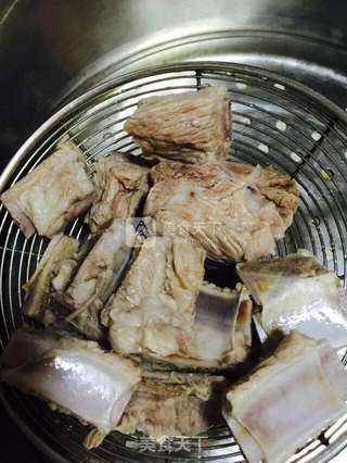 大骨汤炖排骨的做法步骤:5