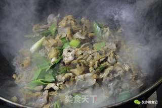 白椒鸡胗(白辣椒鸡胗,卜辣椒鸡胗)的做法步骤:6