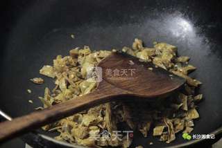 白椒鸡胗(白辣椒鸡胗,卜辣椒鸡胗)的做法步骤:3