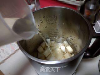 蜂蜜甜梨汁的做法步骤:3