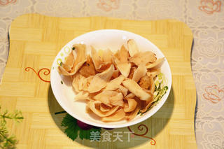 百合炖雪梨的做法步骤：2