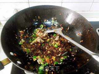 传统美味——青椒外婆肉菜盒的做法步骤:5