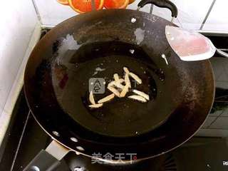 蒜黄木耳炒鸡蛋的做法步骤:4