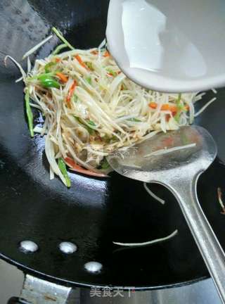 酸辣土豆丝的做法步骤：7