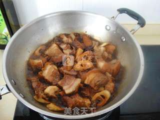 红烧竹笋走油肉的做法步骤:12