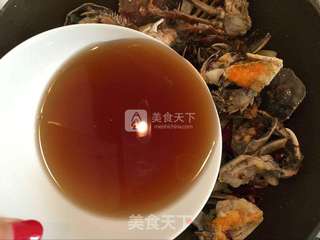 吮指香辣蟹的做法步骤:10