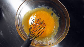 极致美味、妙不可言【海盐焦糖戚风蛋糕】的做法步骤:2