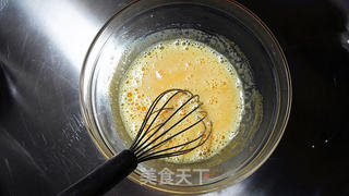 极致美味、妙不可言【海盐焦糖戚风蛋糕】的做法步骤:3