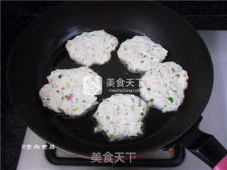 葱香菜肉煎饼的做法步骤:7