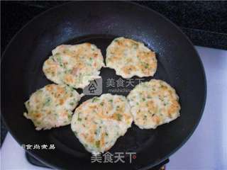葱香菜肉煎饼的做法步骤:8