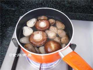 牛肉丸杂菜锅的做法步骤:6