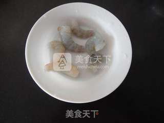 牛油果虾仁沙拉的做法步骤:3
